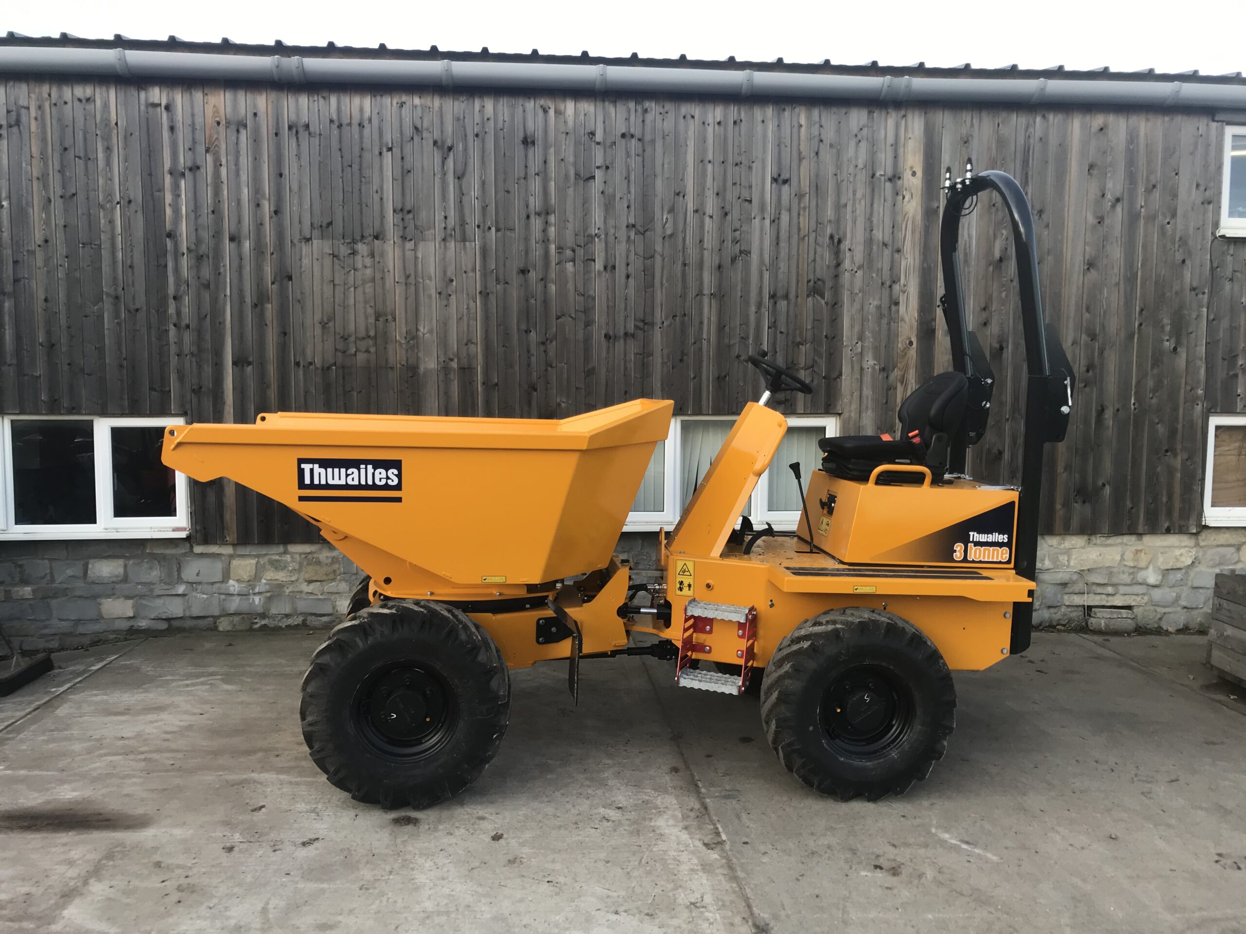 3 Ton Swivel Dumper