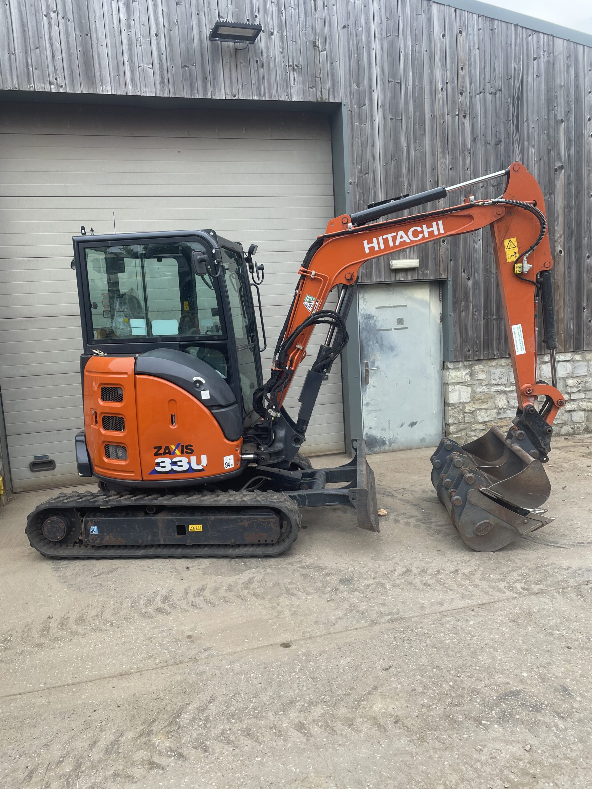 3.5 Ton Mini Digger Hitachi ZX33U-6